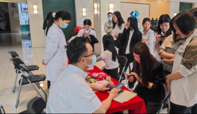 把脈問診送健康，暖心服務(wù)進(jìn)企業(yè)——合肥高科攜手廣瑞醫(yī)療開展“健康進(jìn)企業(yè)”義診活動(dòng)